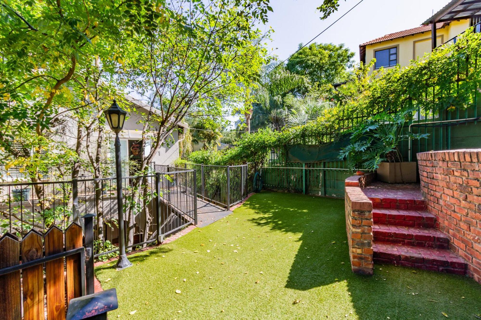 Pumleni Guesthouse هارتبيسبورت المظهر الخارجي الصورة