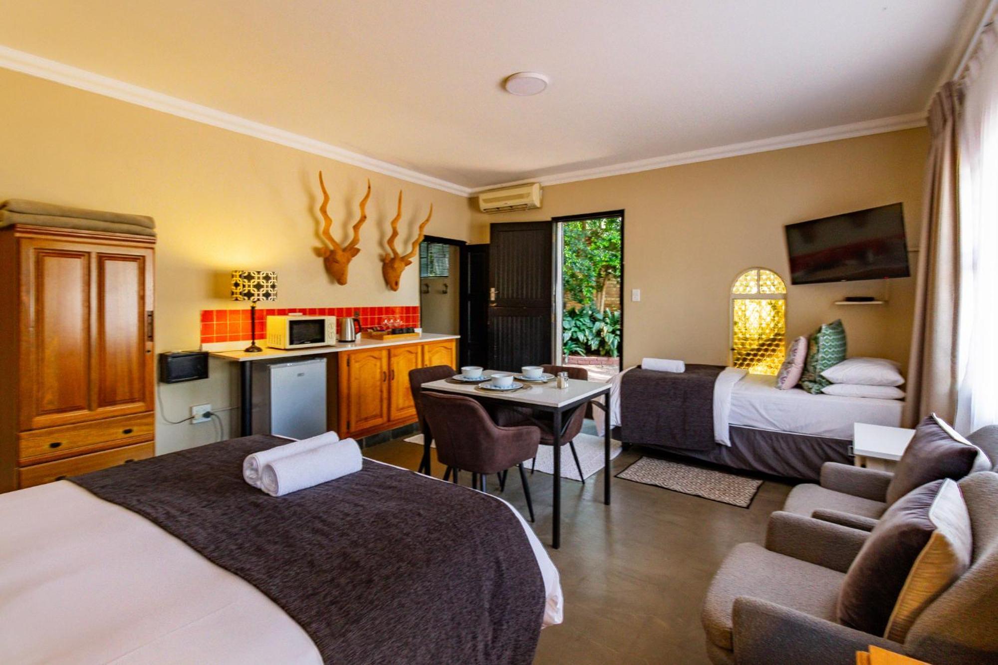 Pumleni Guesthouse هارتبيسبورت المظهر الخارجي الصورة